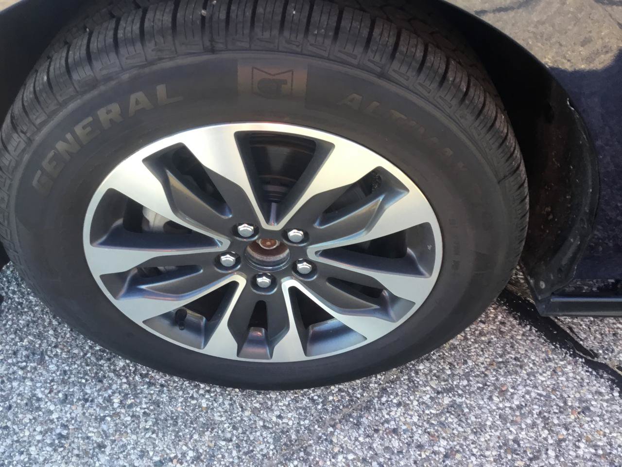 Used 2023 Honda Odyssey EX-L image 13