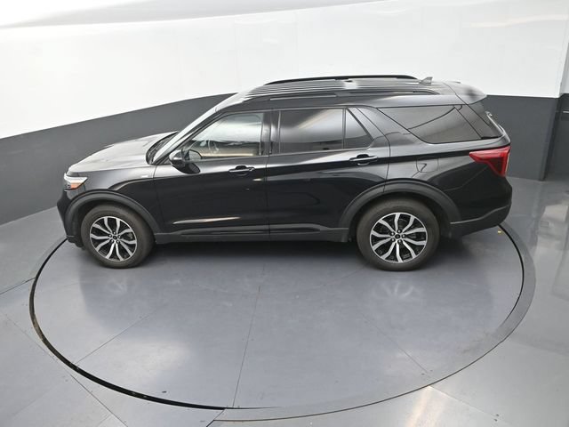 Used 2022 Ford Explorer ST-Line AWD/4WD image 26