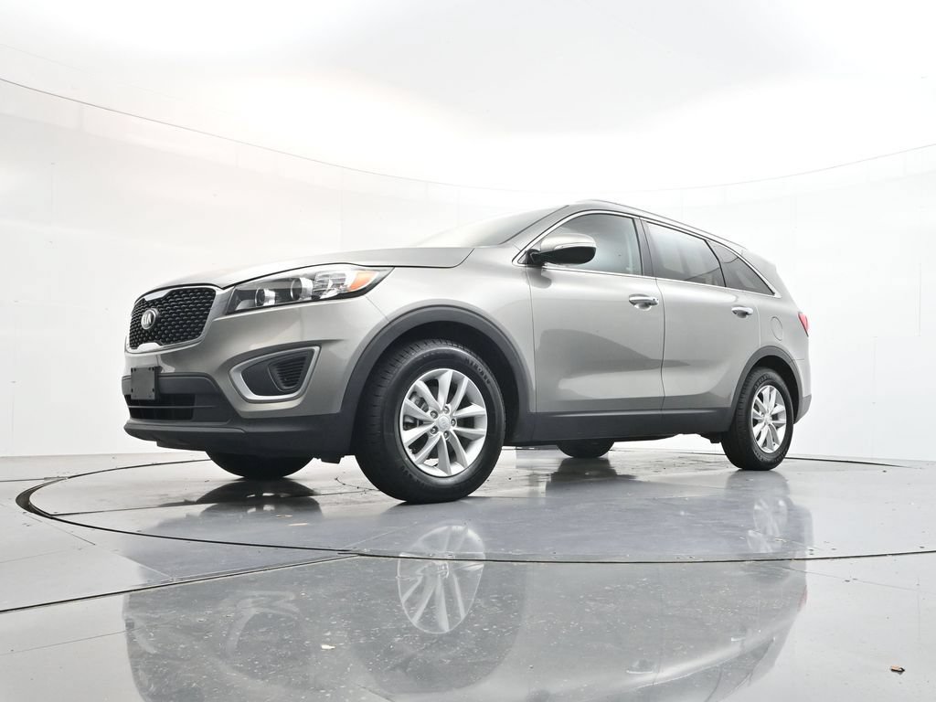 Used 2017 Kia Sorento FWD image 35