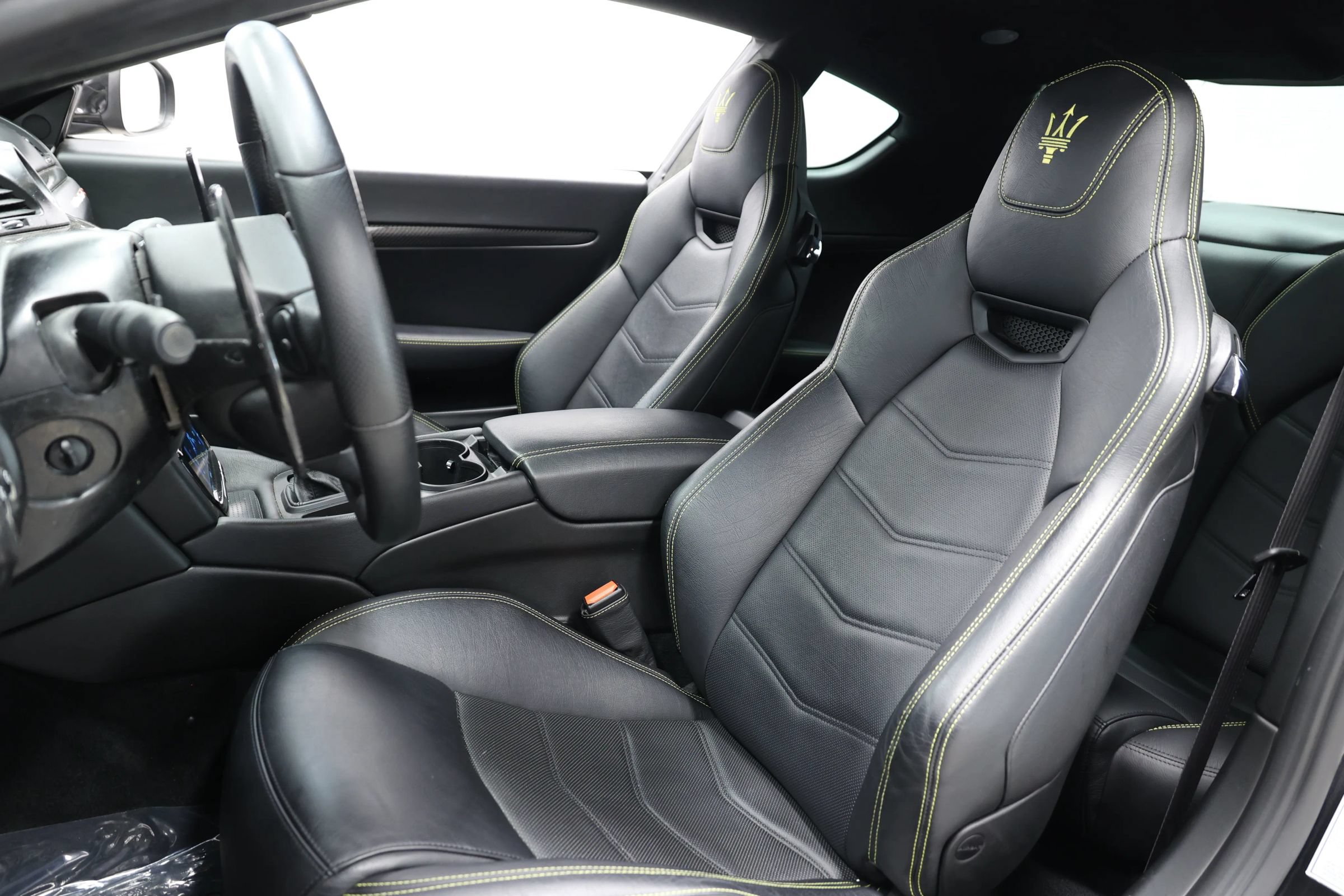 Used 2016 Maserati GranTurismo Sport RWD image 15