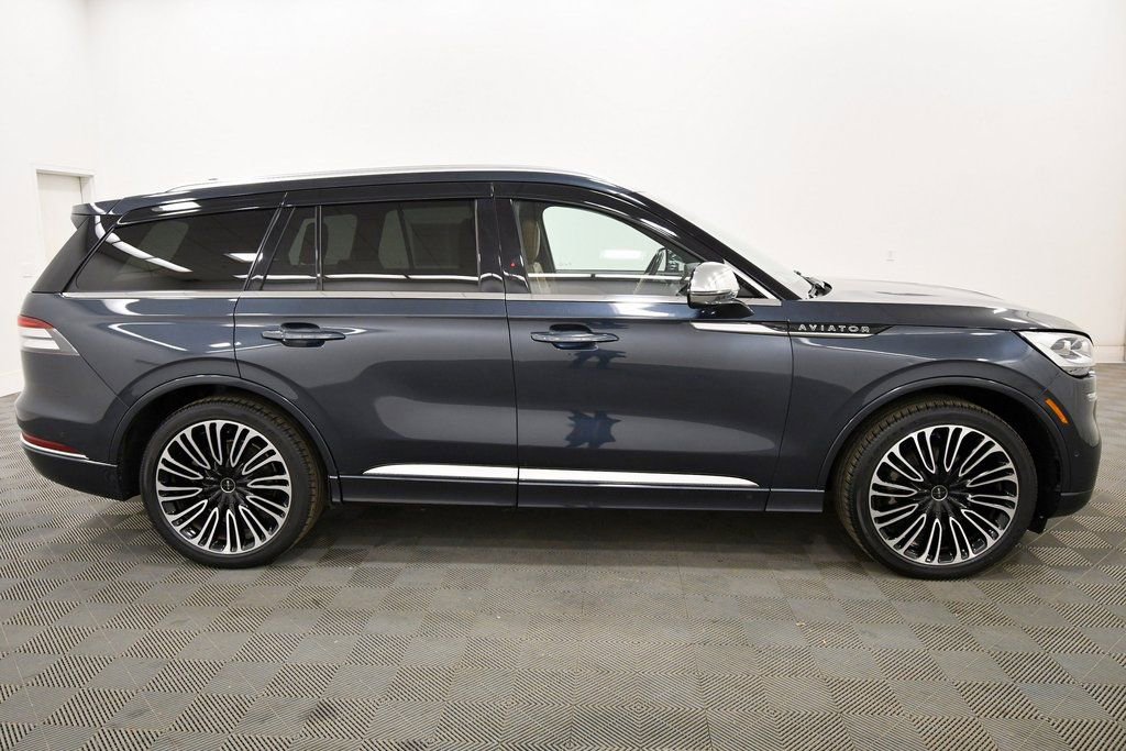 Used 2022 Lincoln Aviator Black Label w/ Dynamic Handling Package image 9