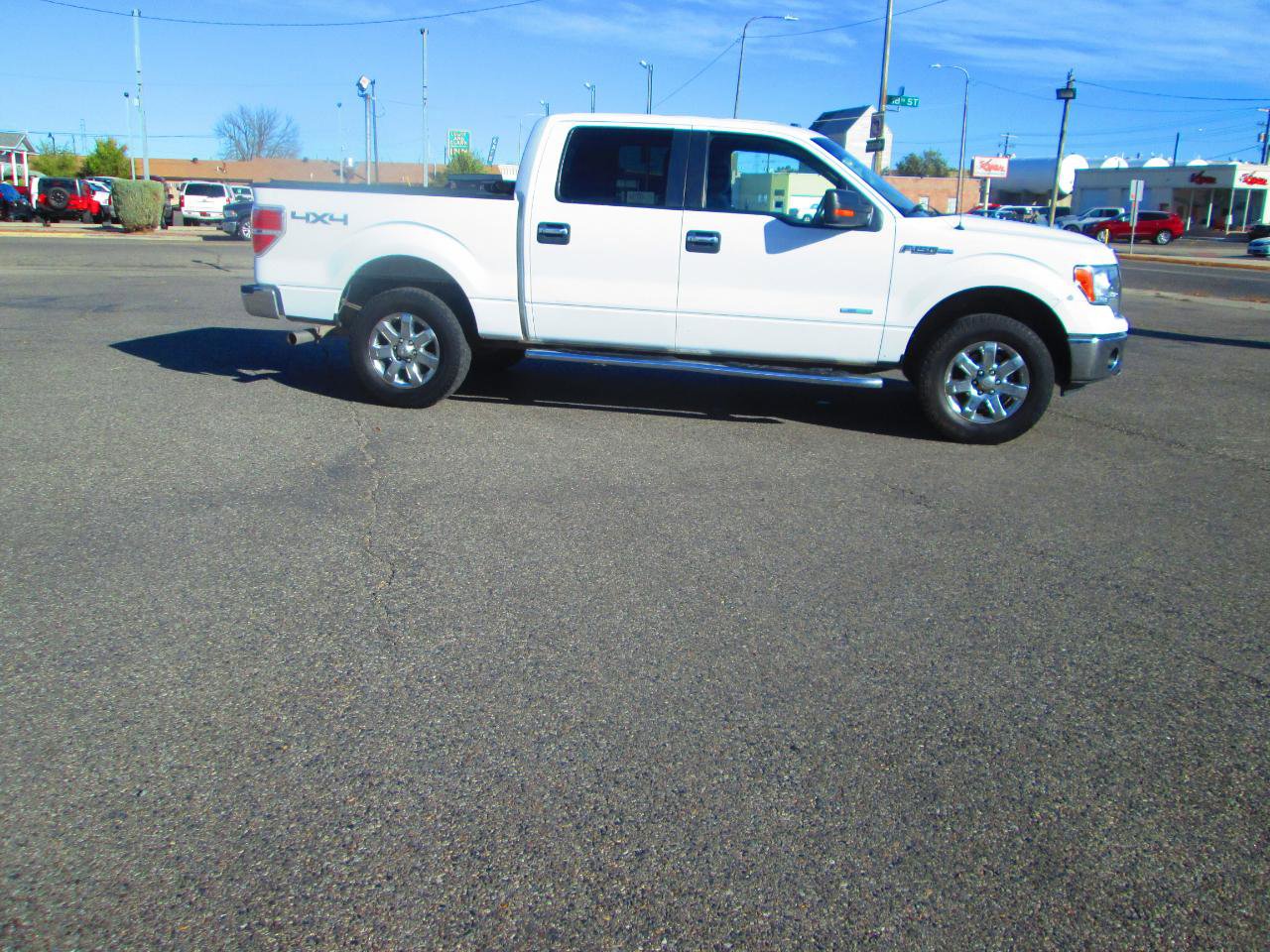 Used 2013 Ford F150 XLT w/ XLT Chrome Pkg AWD/4WD image 2