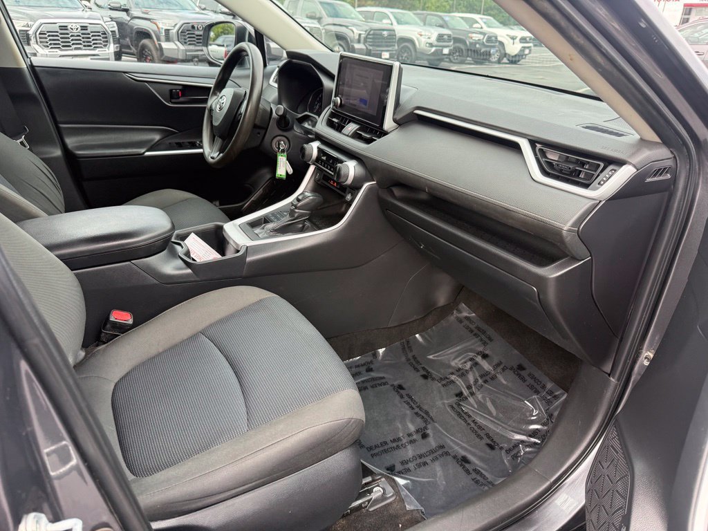 Certified 2023 Toyota RAV4 LE AWD/4WD image 22