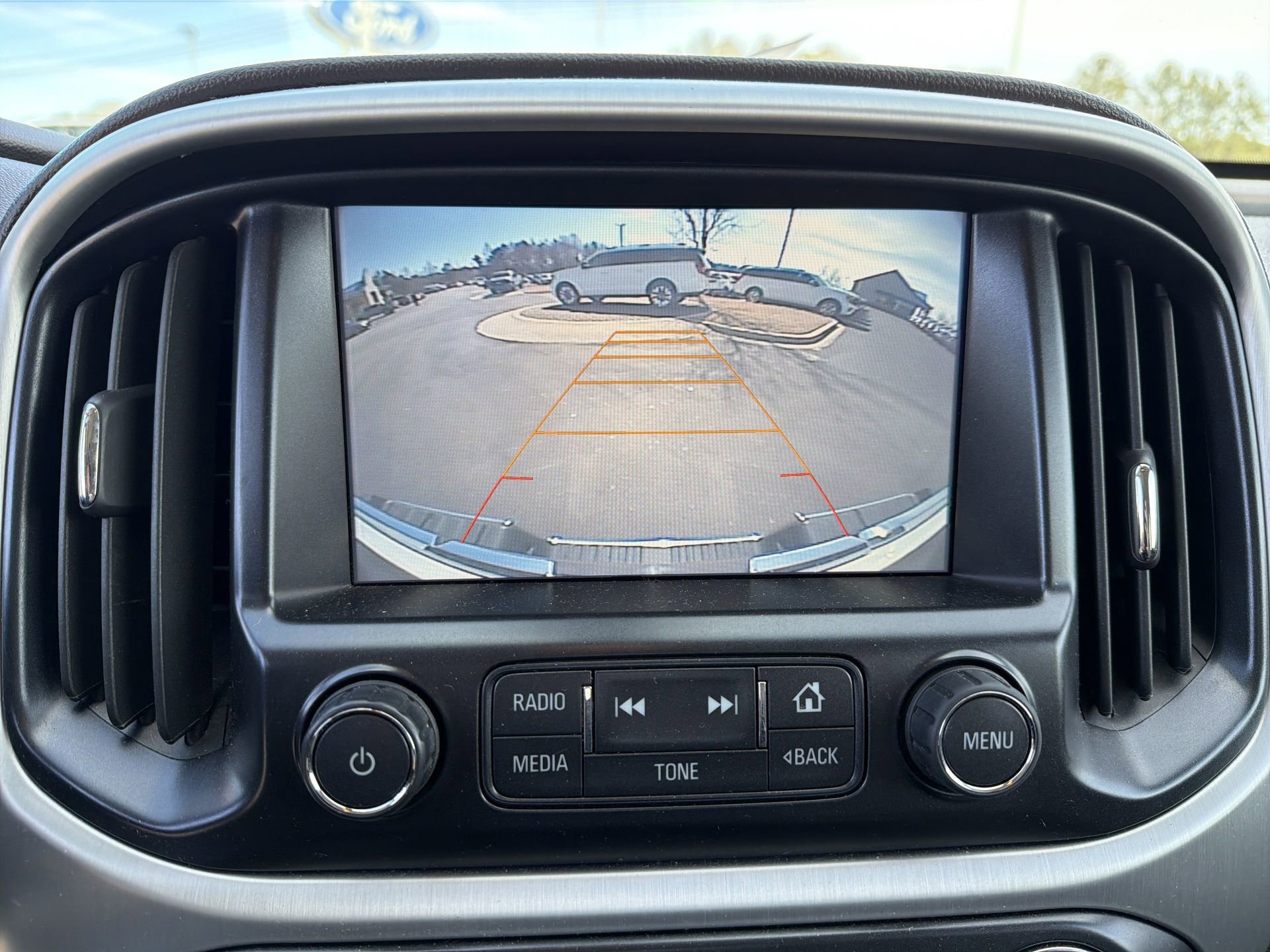 Used 2016 GMC Canyon SLT image 3
