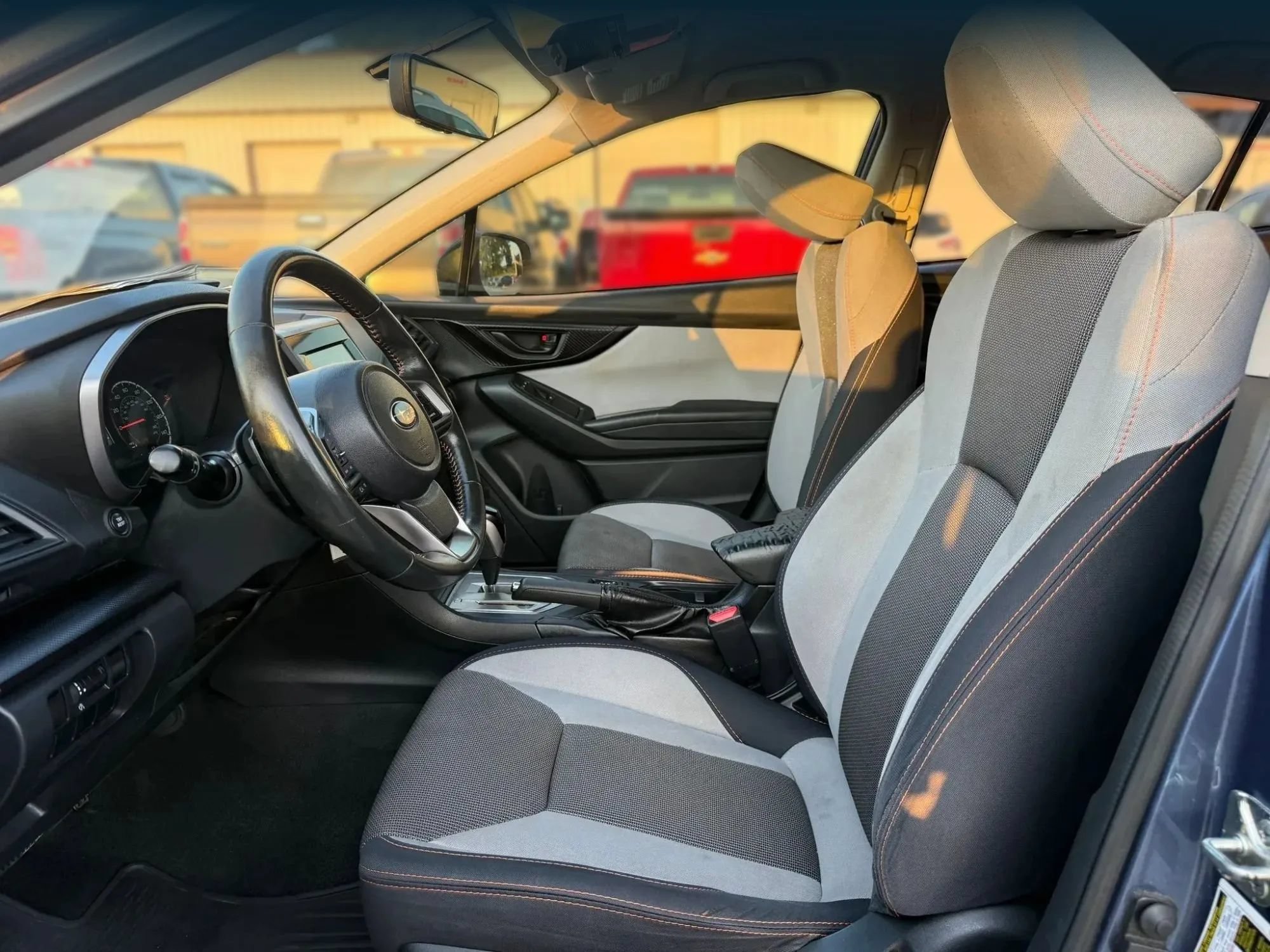 Used 2018 Subaru Crosstrek 2.0i Premium w/ Popular Package #2 AWD/4WD image 2