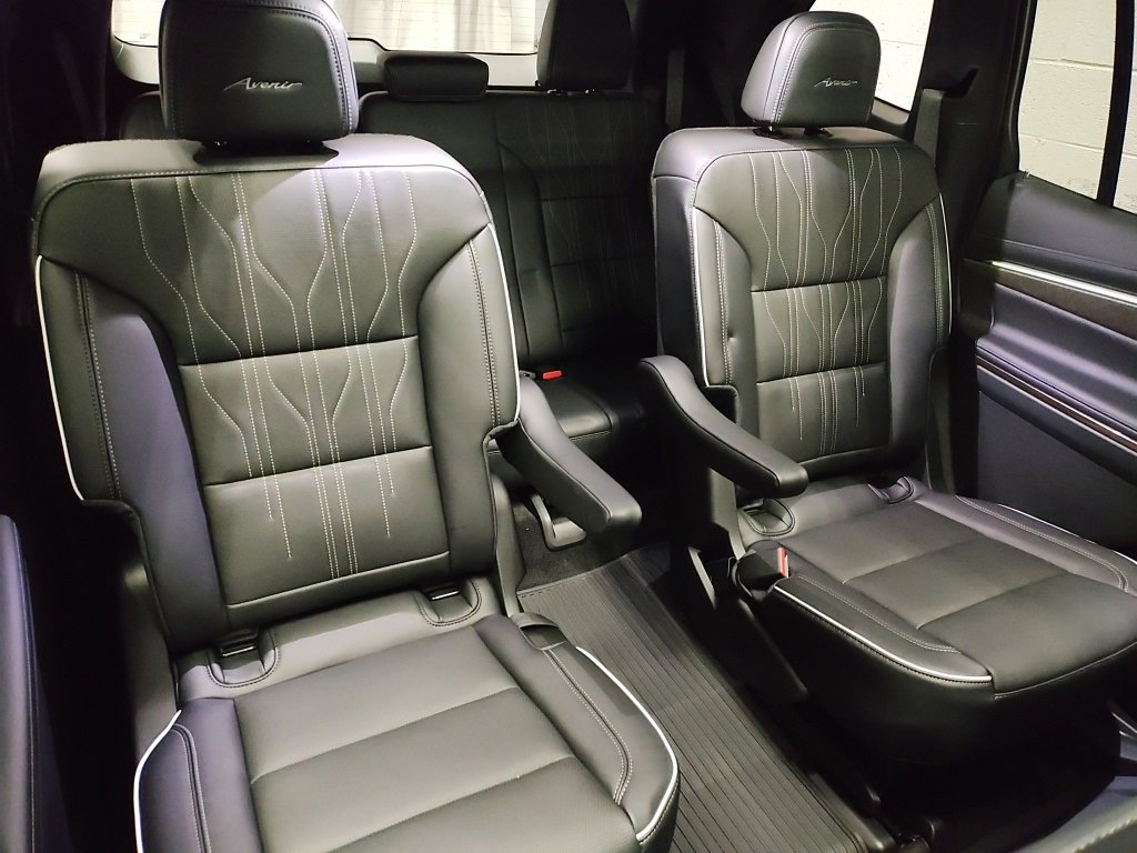 New 2026 Buick Enclave Avenir w/ Super Cruise Package image 11
