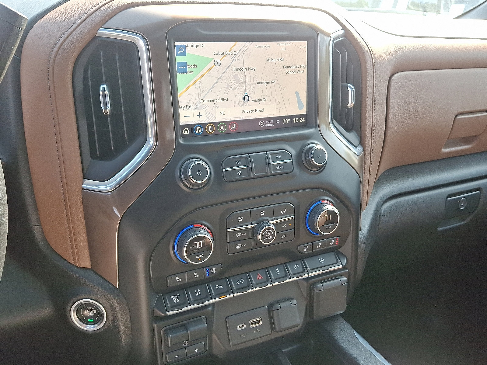 Used 2021 Chevrolet Silverado 3500 High Country image 23