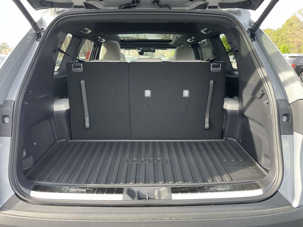 New 2026 Toyota Grand Highlander AWD Hybrid image 7