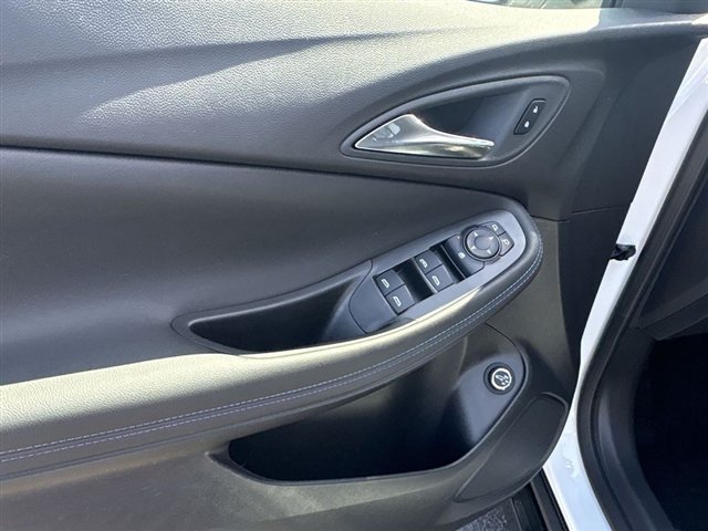 Certified 2025 Buick Encore GX Sport Touring w/ Comfort Package FWD image 22