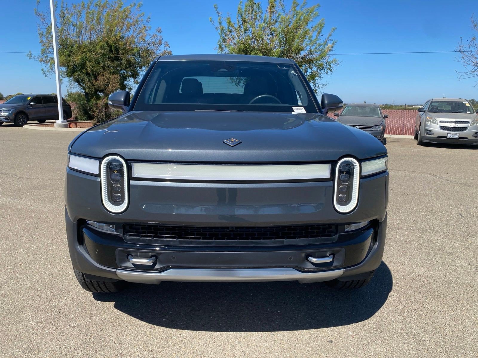 Used 2022 Rivian R1T Adventure AWD/4WD image 3