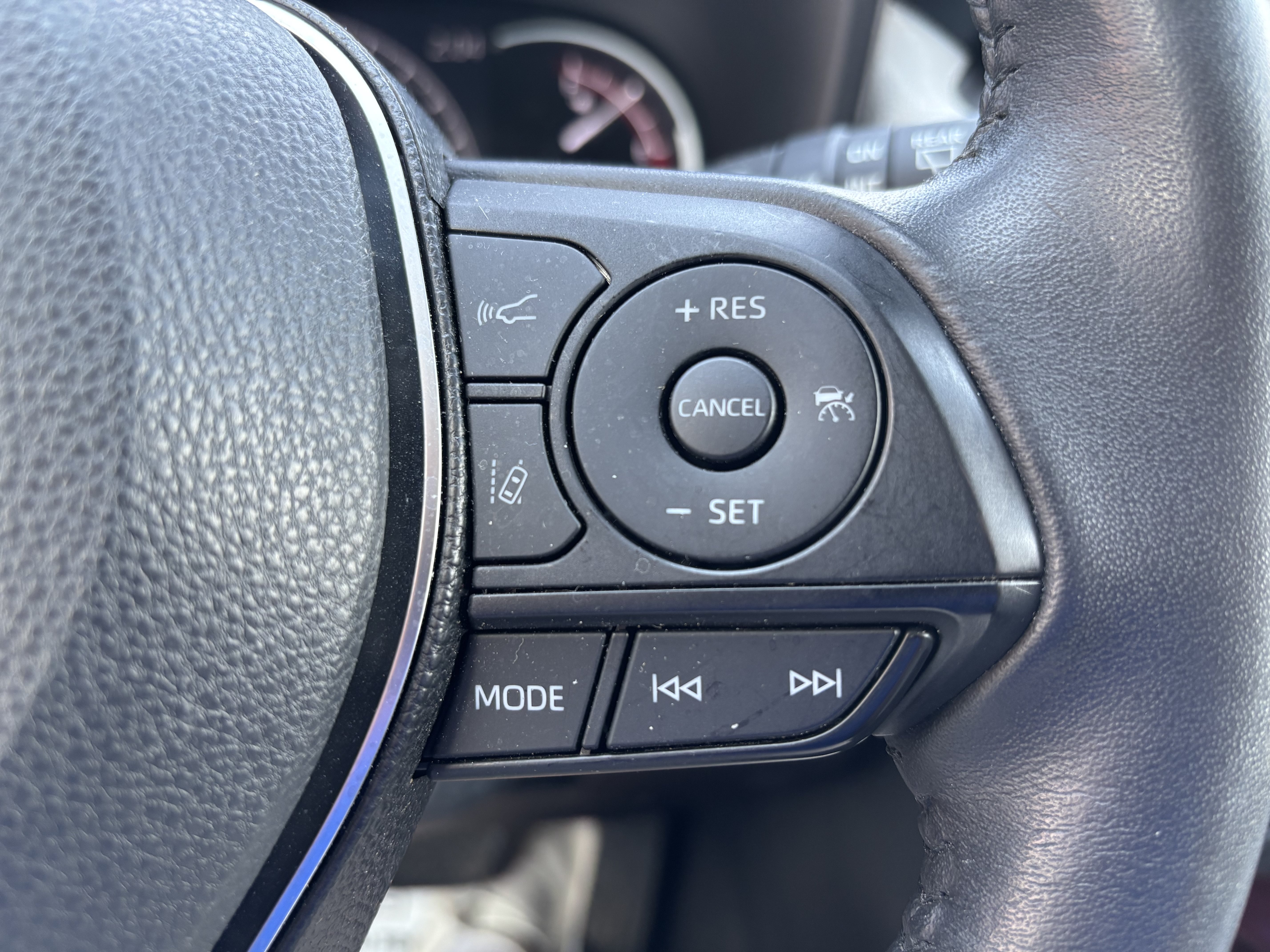 Used 2019 Toyota RAV4 Limited w/ Protection Package AWD/4WD image 20