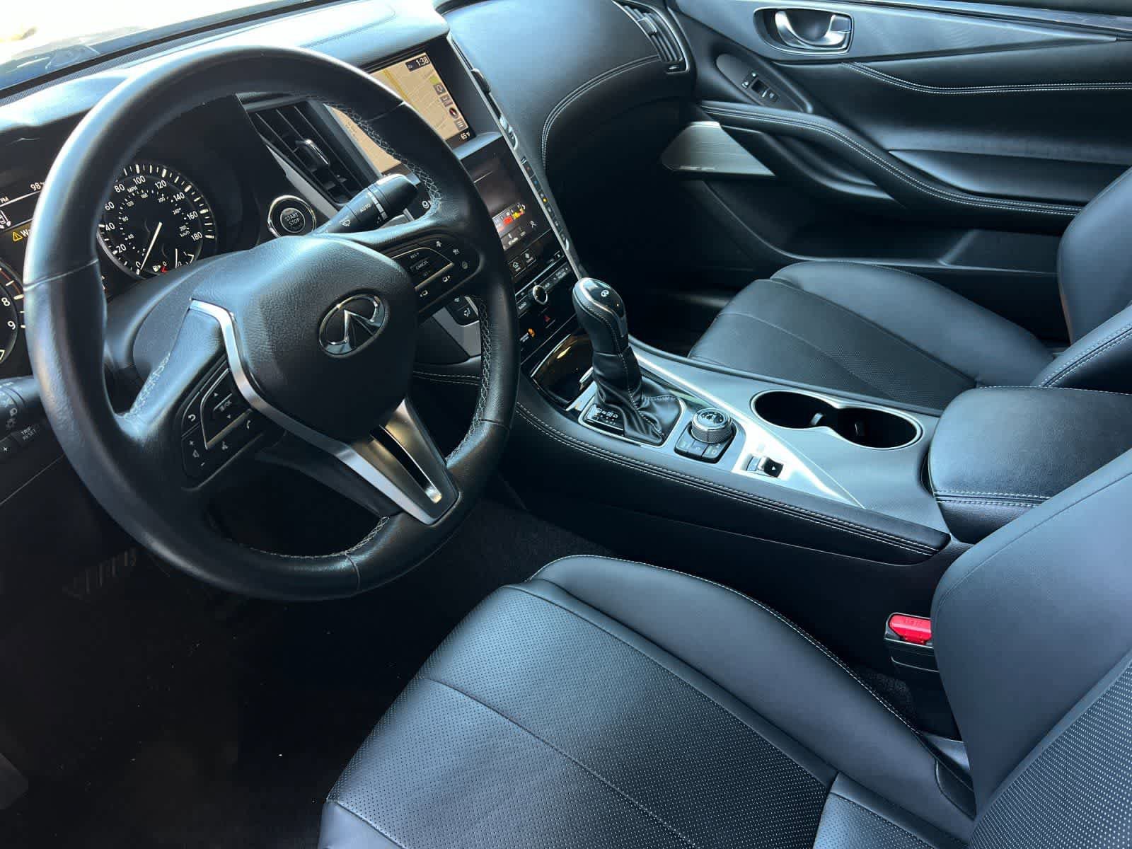 Used 2022 INFINITI Q60 3.0t Luxe w/ Essential Package AWD/4WD image 12