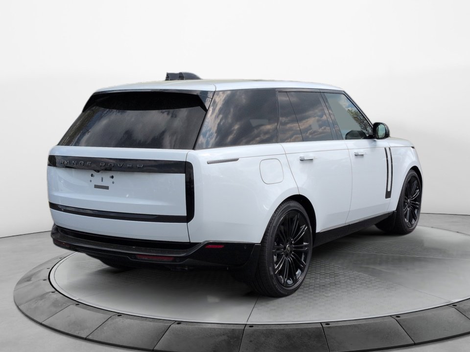 New 2025 Land Rover Range Rover SE AWD/4WD image 7