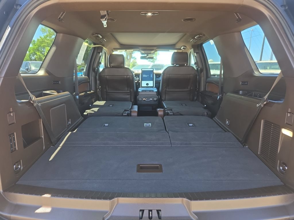 Used 2023 Ford Expedition King Ranch AWD/4WD image 21