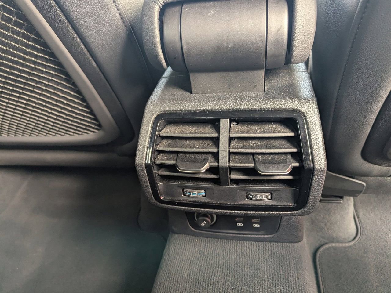 Used 2025 Audi Q3 2.0T Premium image 17