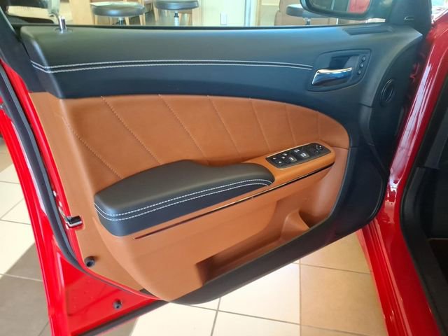 Used 2022 Dodge Charger SRT Hellcat w/ Harman/Kardon Audio Group RWD image 8
