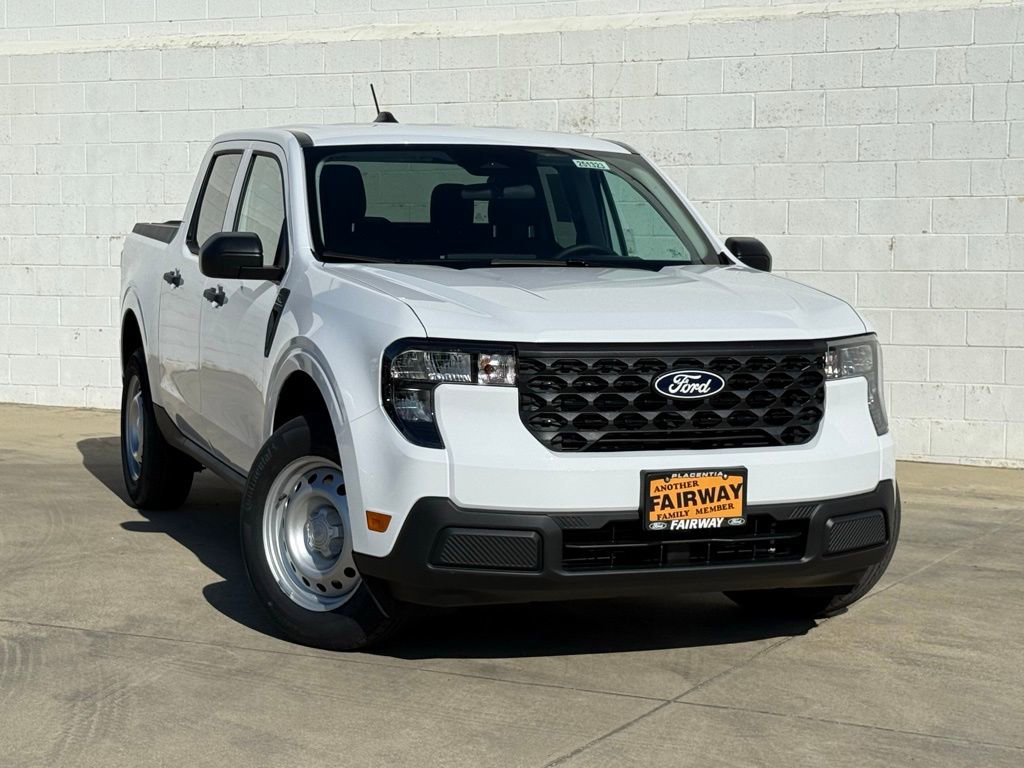 New 2025 Ford Maverick XL image 2