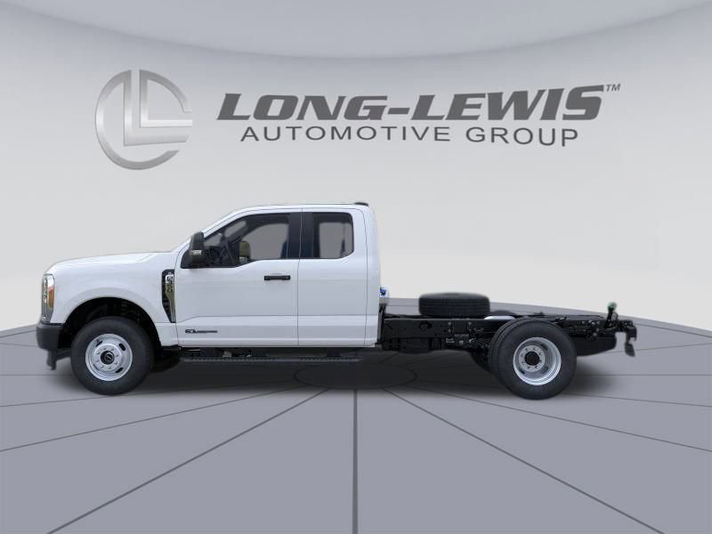New 2026 Ford F350 XL image 3