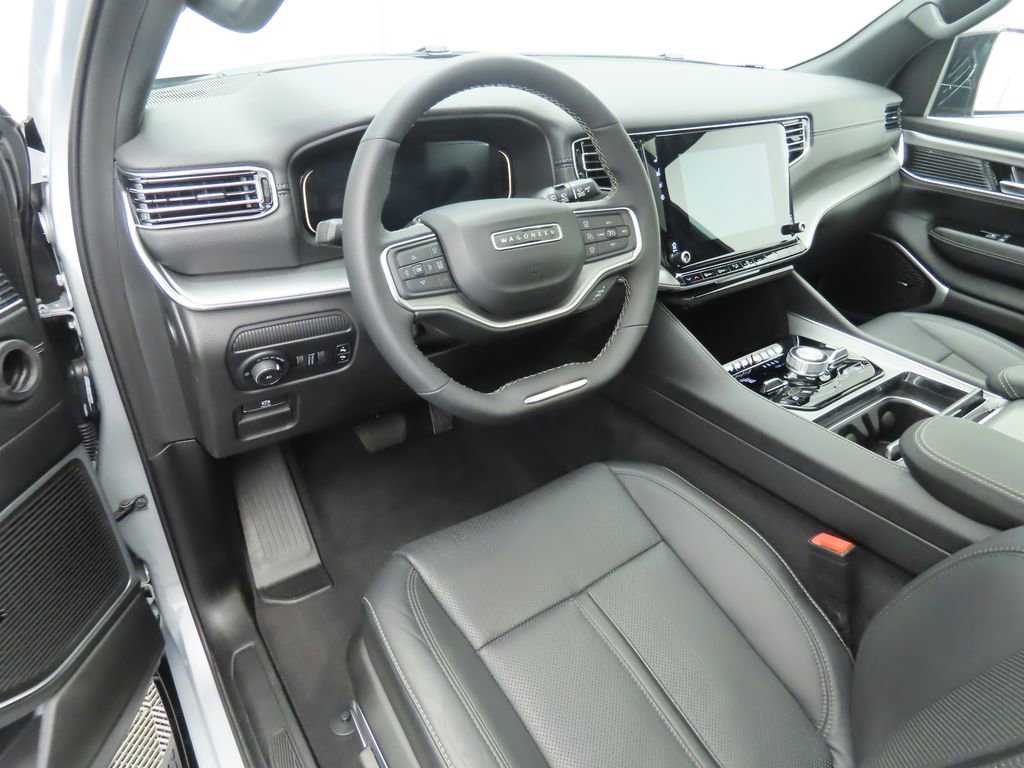 Used 2024 Jeep Wagoneer Series II w/ Convenience Group I image 9