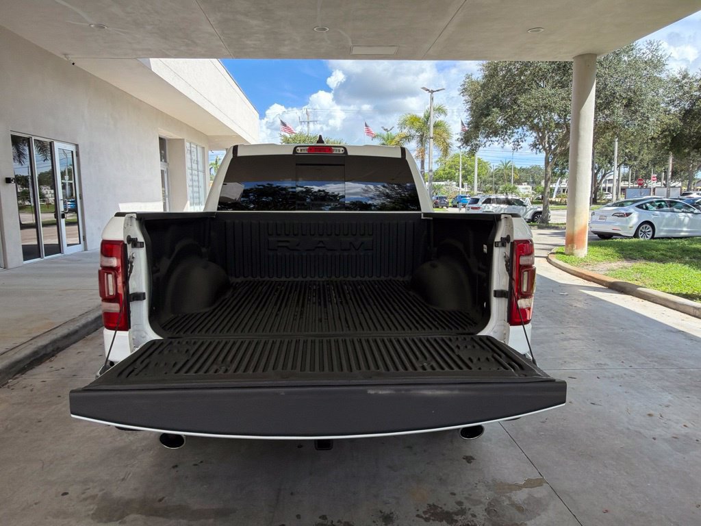 Used 2022 RAM 1500 Laramie AWD/4WD image 38