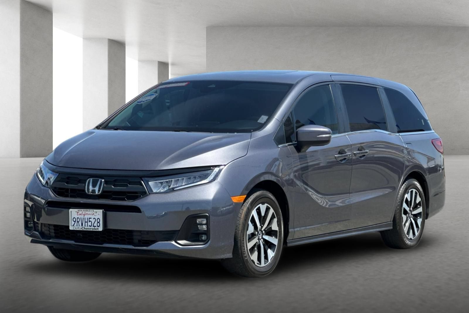 Used 2025 Honda Odyssey EX-L image 8