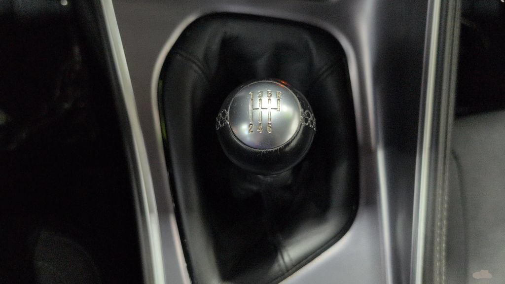 Used 2019 Dodge Challenger R/T w/ Shaker Package RWD image 15