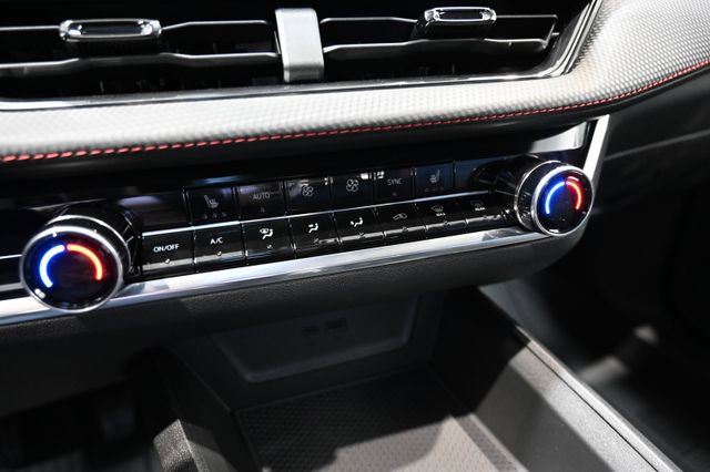 New 2026 Chevrolet Equinox RS FWD image 17