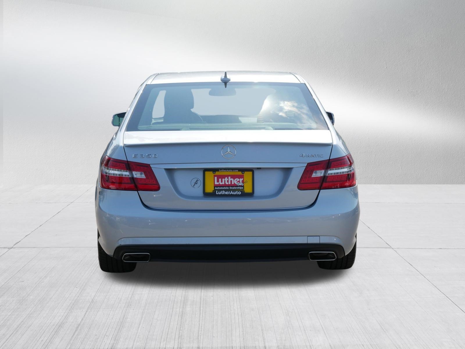 Used 2013 Mercedes-Benz E 350 4MATIC Sedan image 6