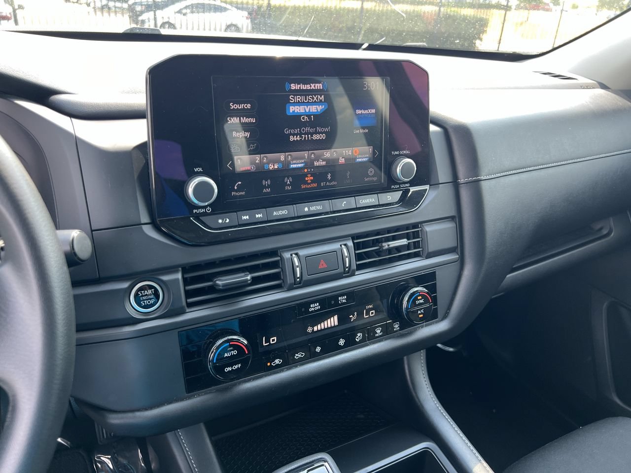 Used 2023 Nissan Pathfinder S FWD image 8