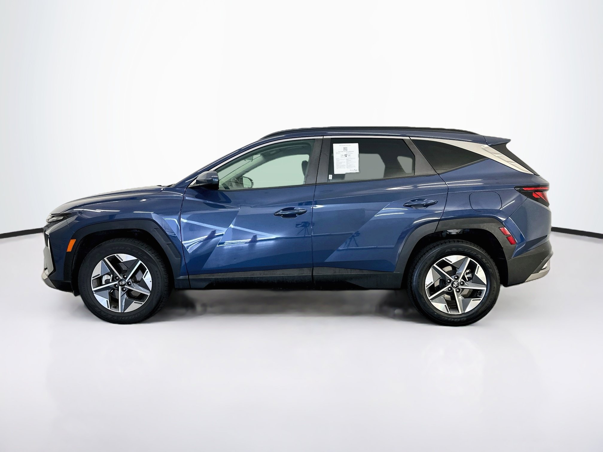 Used 2025 Hyundai Tucson SEL AWD/4WD image 4