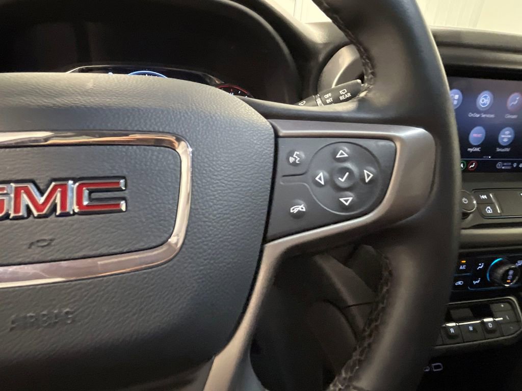 Used 2023 GMC Acadia AT4 w/ Technology Package image 41
