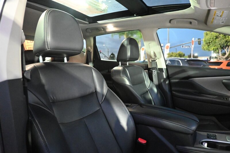 Used 2021 Nissan Murano SL w/ SL Moonroof Package AWD/4WD image 63