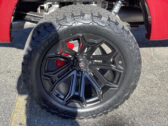 New 2025 Ford F150 Lariat w/ Equipment Group 501A Mid image 5