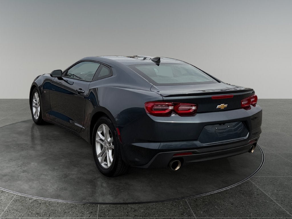 Used 2022 Chevrolet Camaro LS RWD image 8