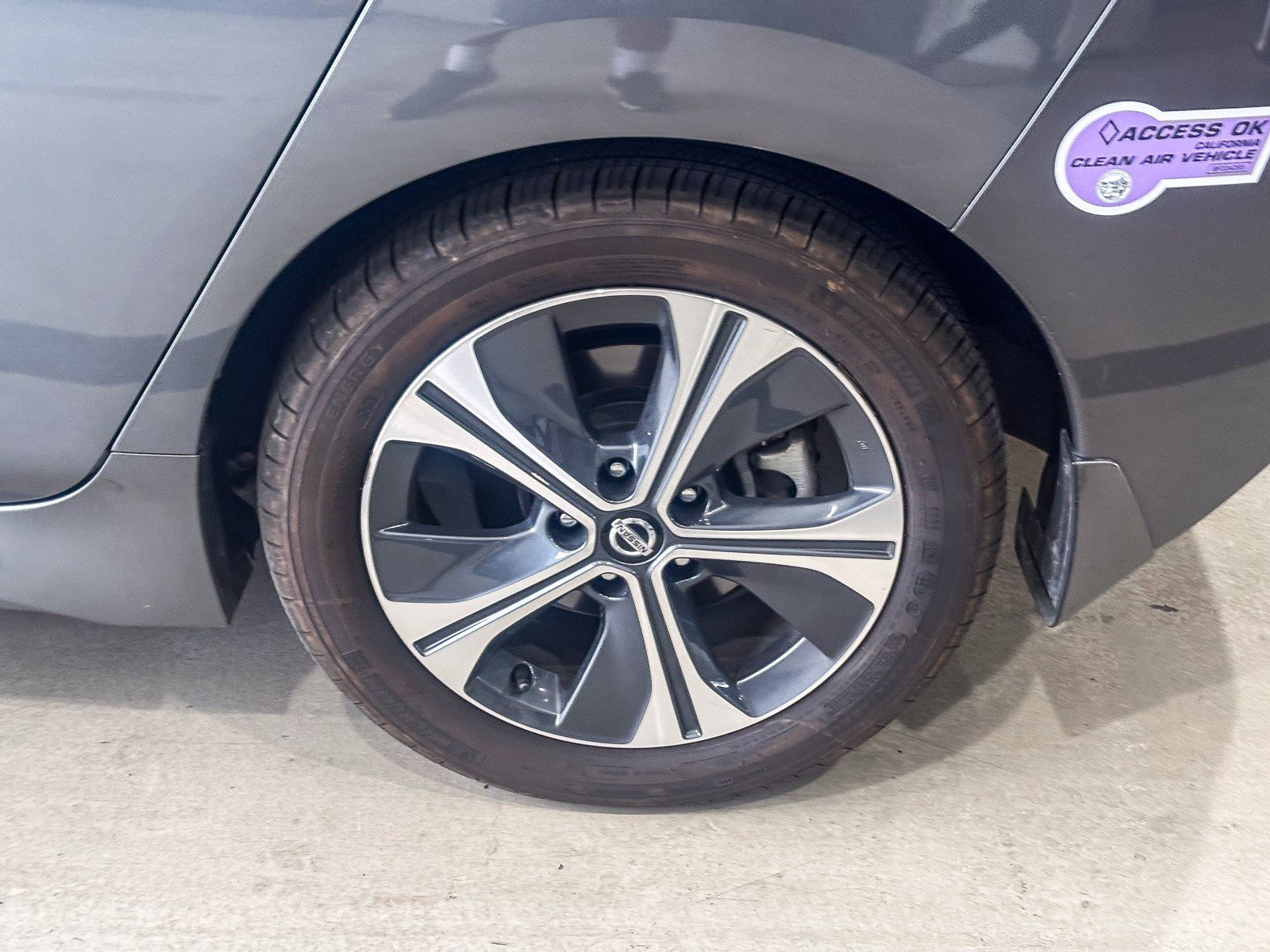 Used 2019 Nissan Leaf SL w/ SL Technology Package image 11