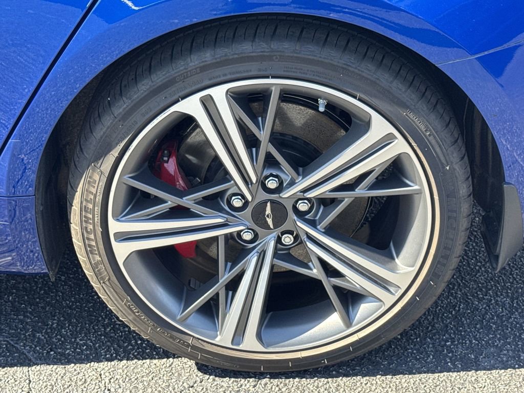 Used 2025 Genesis G70 2.5T w/ Sport Prestige Package image 19