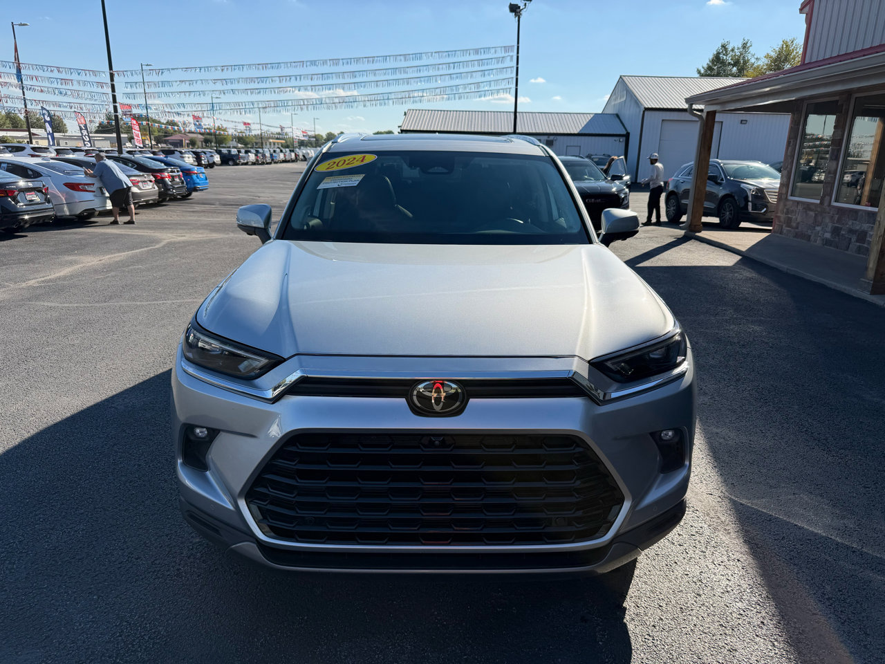 Used 2024 Toyota Grand Highlander FWD image 11