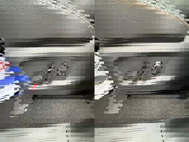 New 2025 Nissan Pathfinder SL w/ SL Premium Package image 13