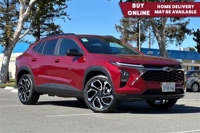 Used 2025 Chevrolet Trax RS w/ Driver Confidence Package