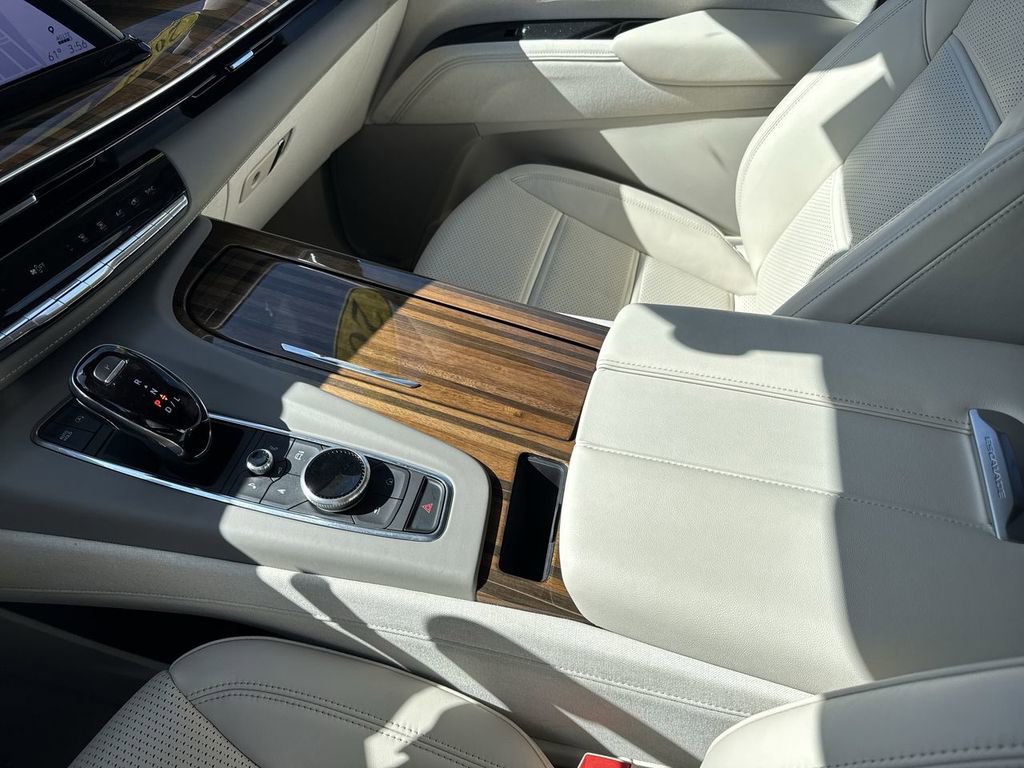 Certified 2024 Cadillac Escalade Sport Platinum AWD/4WD image 25