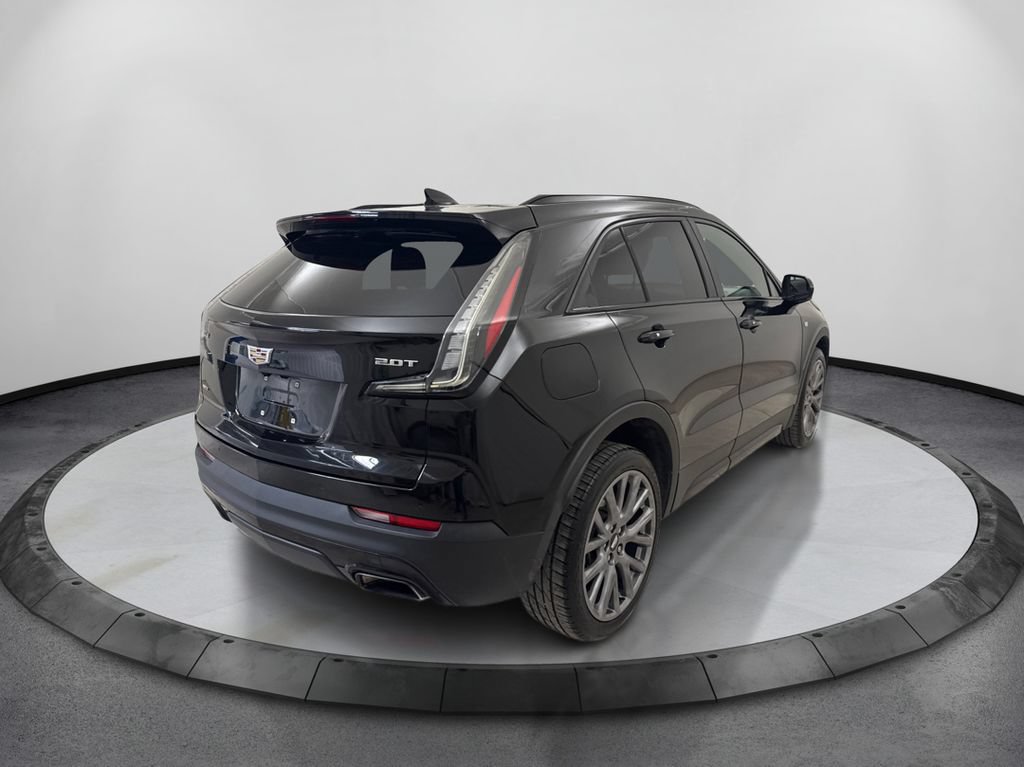 Used 2019 Cadillac XT4 Sport w/ Cold Weather Package AWD/4WD image 5