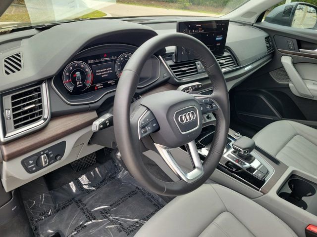 Certified 2023 Audi Q5 2.0T Premium Plus w/ Premium Plus Package image 17