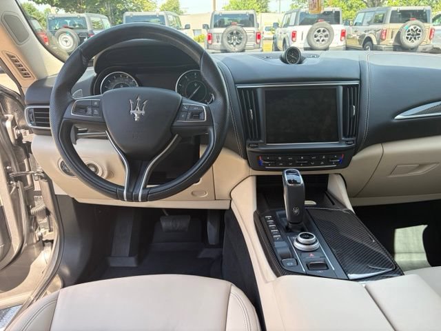 Used 2022 Maserati Levante Modena AWD/4WD image 18