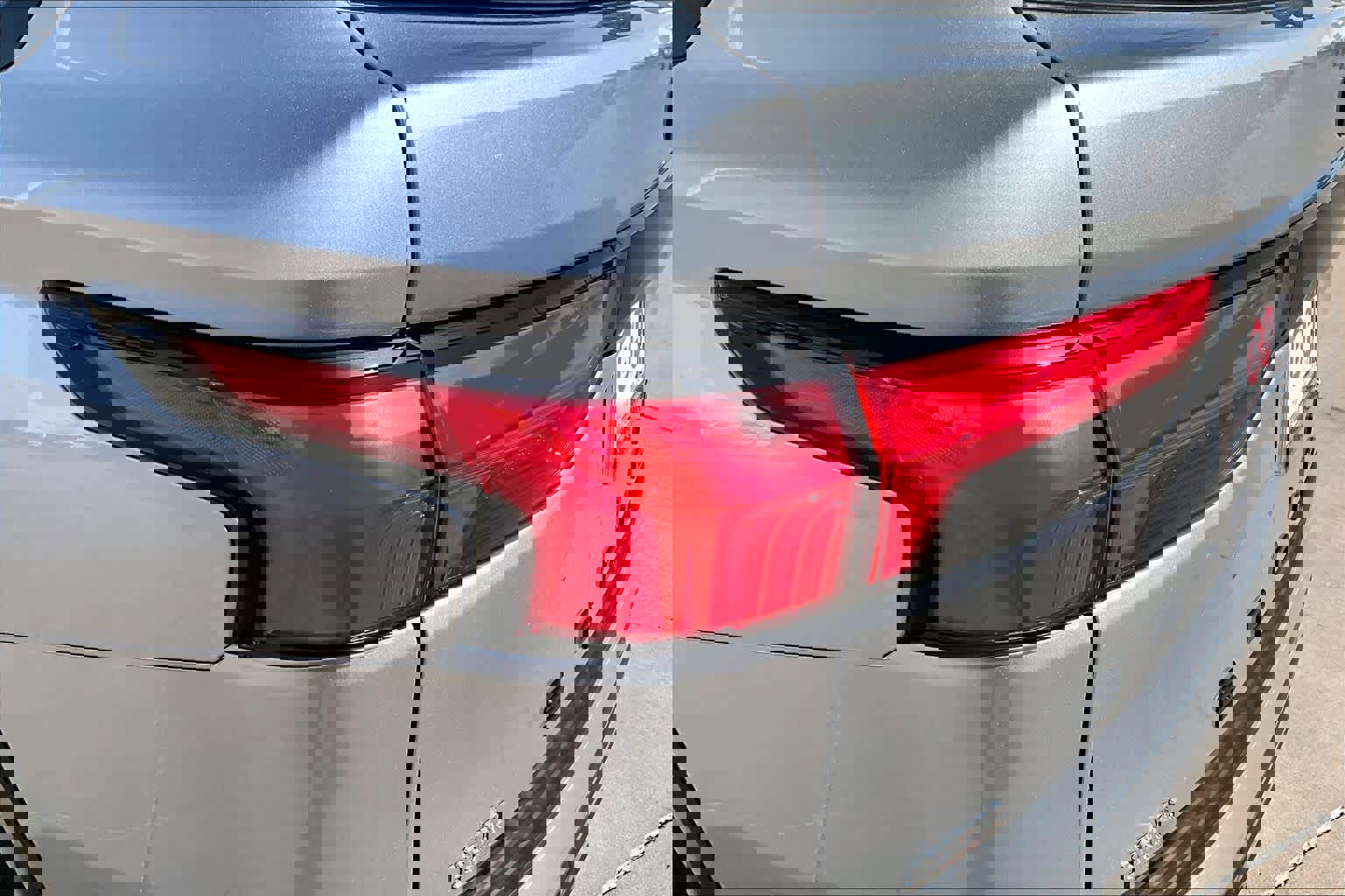 Used 2026 Toyota Sequoia Platinum image 28