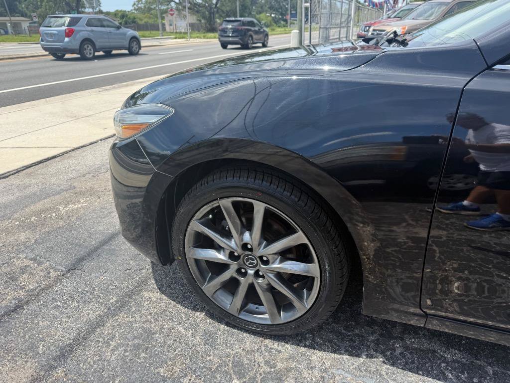 Used 2018 MAZDA MAZDA3 Touring FWD image 13