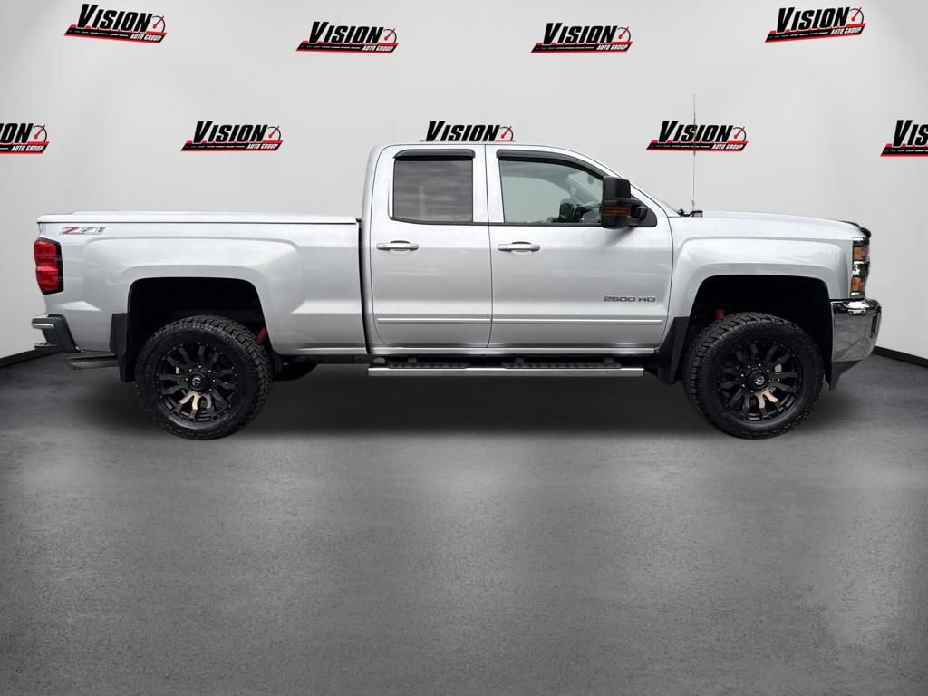 Used 2015 Chevrolet Silverado 2500 LT w/ LT Convenience Package AWD/4WD image 4