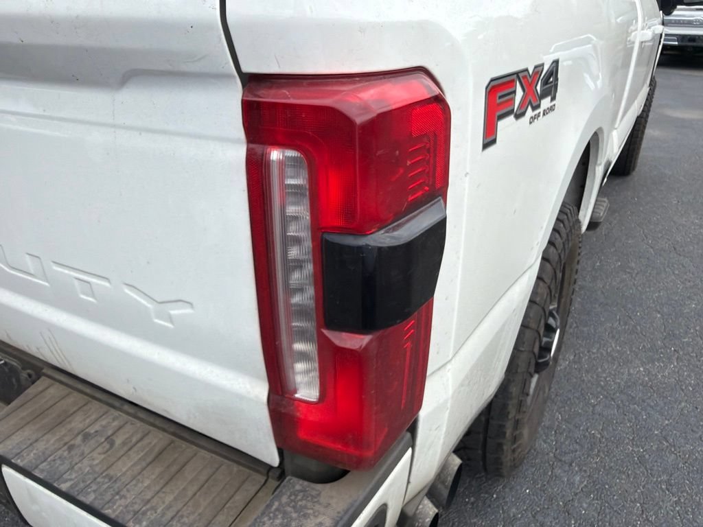 Used 2024 Ford F250 Lariat w/ Lariat Ultimate Package AWD/4WD image 24
