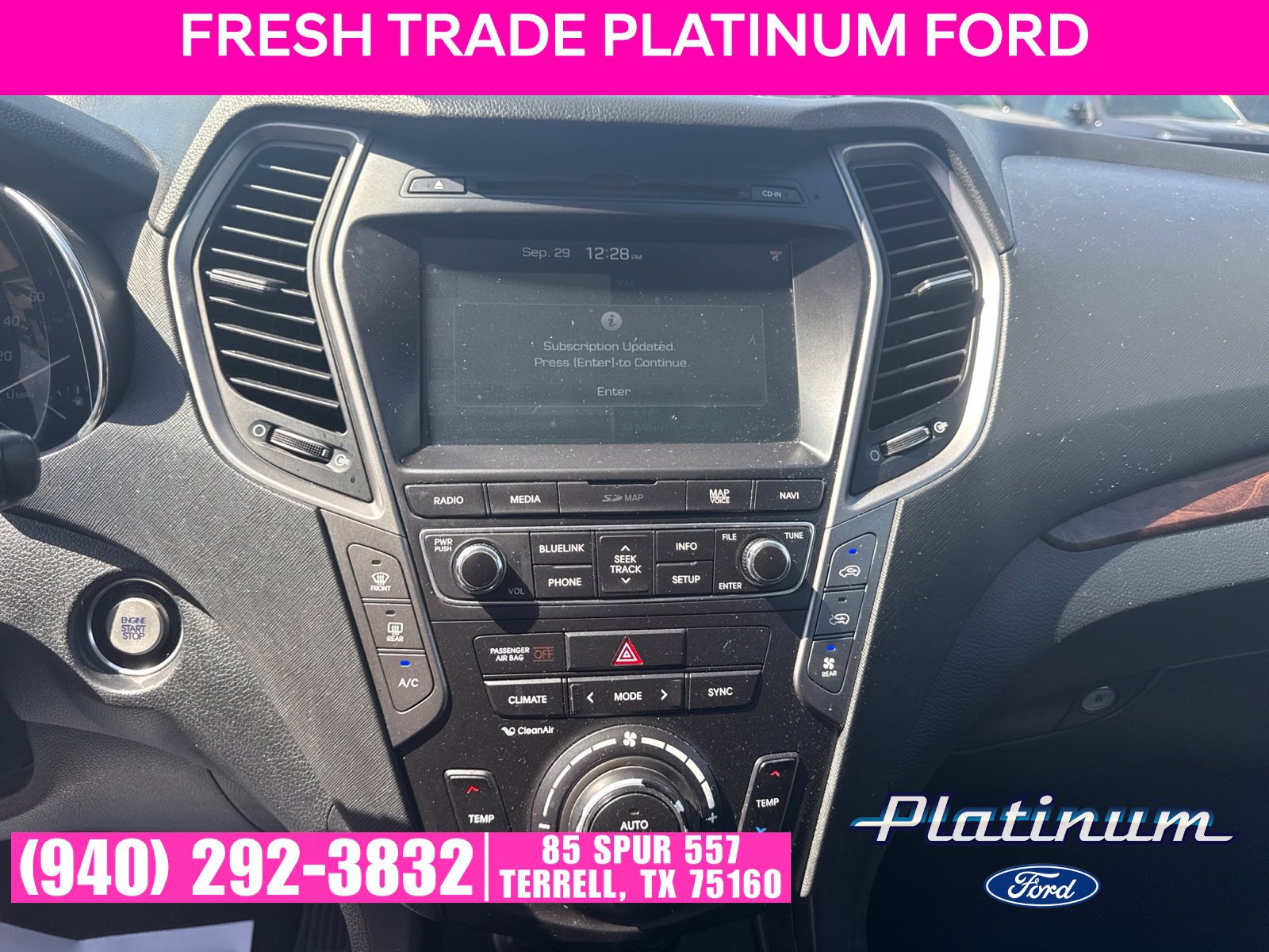 Used 2017 Hyundai Santa Fe Limited w/ Cargo Package AWD/4WD image 16