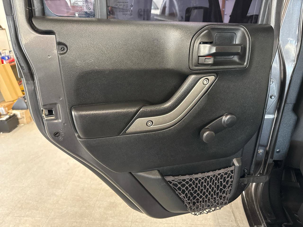 Used 2018 Jeep Wrangler Unlimited Sport w/ Connectivity Group image 29
