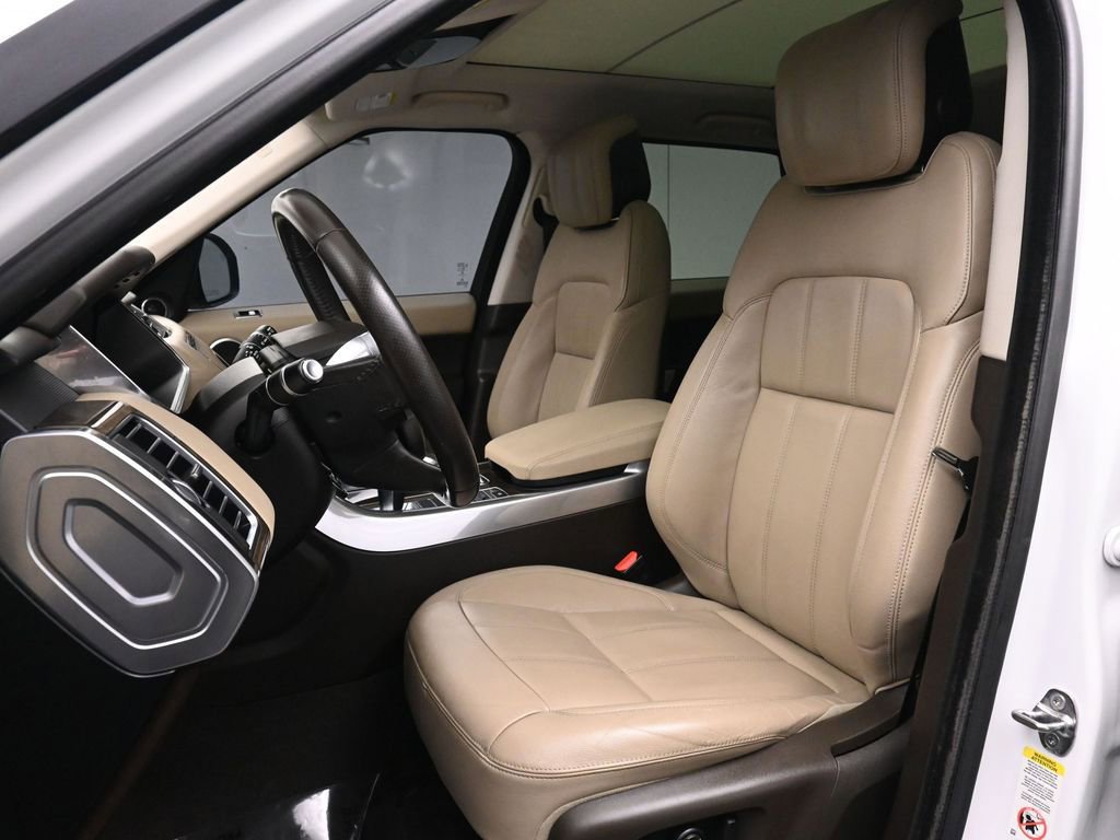 Used 2018 Land Rover Range Rover Sport SE image 12